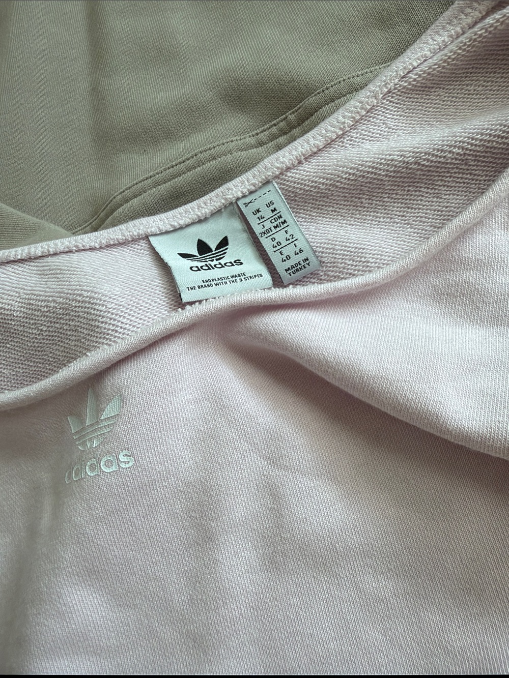 Adidas bundle - Picture 2 of 5